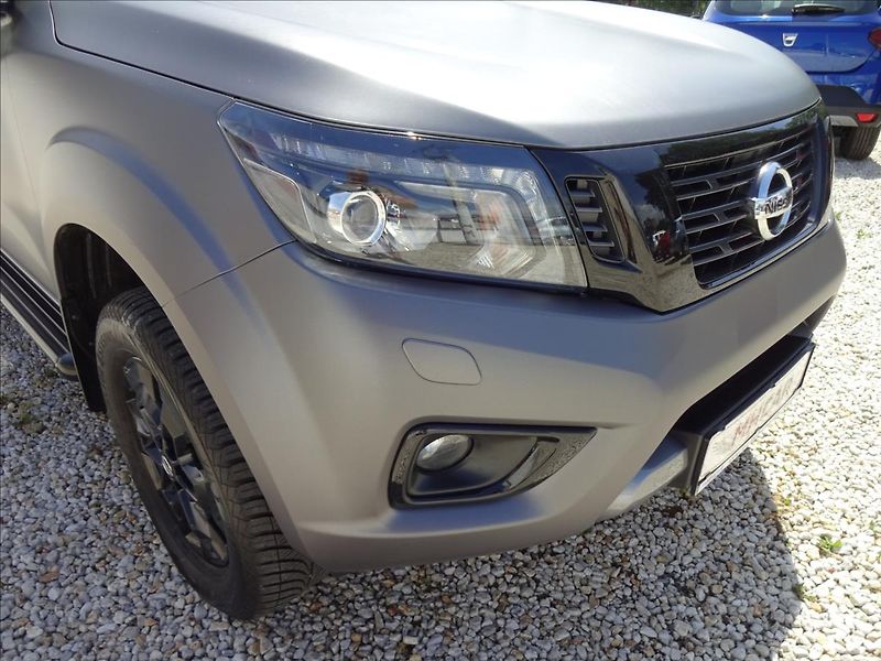 Nissan Navara 2,3 dCi 140 kW 4x4 Automat - fotka 11 z 60