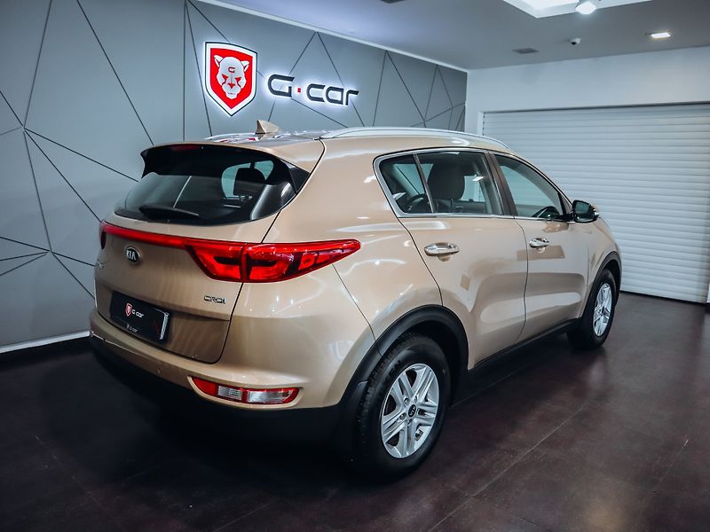 Kia Sportage 1.7 CRDi Comfort - fotka 5 z 26