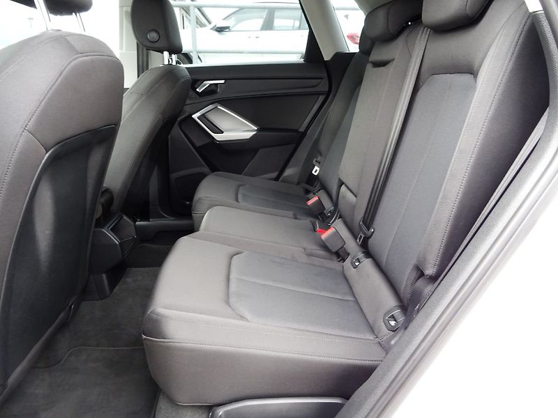 Audi Q3 35TDI A/T Virtual Navi Tažné - fotka 20 z 30