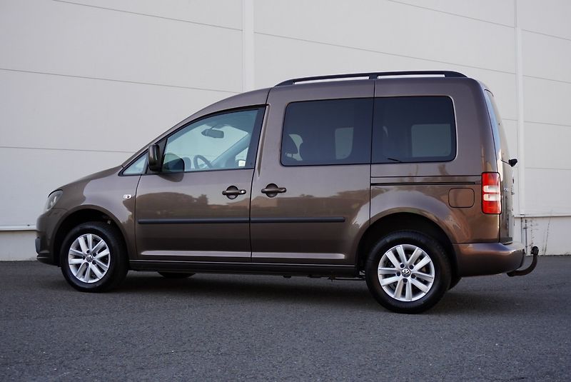 Volkswagen Caddy 1.2 TSi COMFORTLINE - fotka 11 z 31