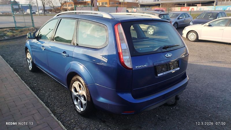 Ford Focus (2009) 2.0 16v  - fotka 4 z 13