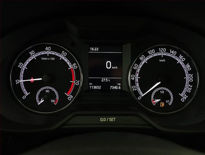 Škoda Octavia (2020) Ambition 1.5 TSI, ČR,1.maj - fotka 8 z 18