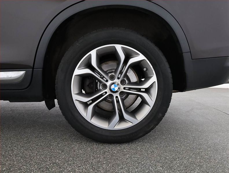 BMW X4 (2014) xDrive20d, 4X4, Automat - fotka 18 z 18