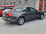 Volvo V90 D4 AWD Cross Country,ČR,1.Maj - náhled 11