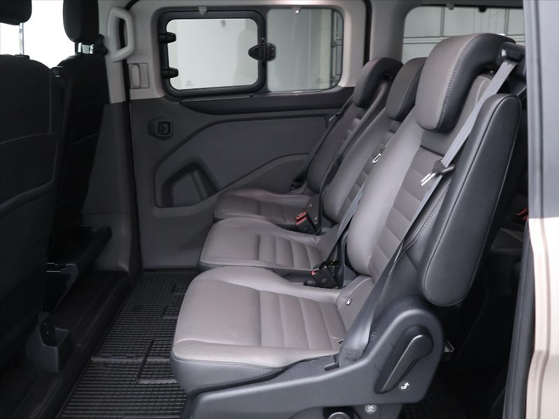 Ford Tourneo Custom 2,0 TDCi 136kW Titanium L2 Aut - fotka 14 z 31