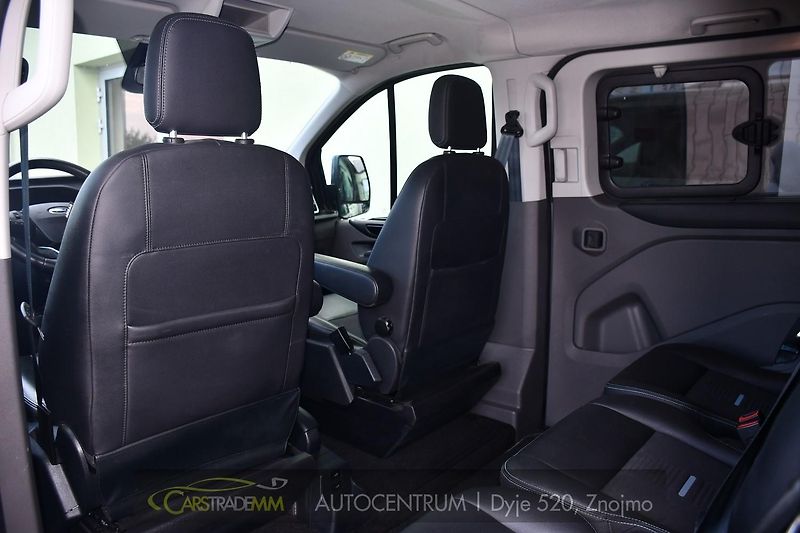 Ford Tourneo Custom 2.0EcoBlue 8MÍST ACTIVE ZÁRUKA - fotka 12 z 50