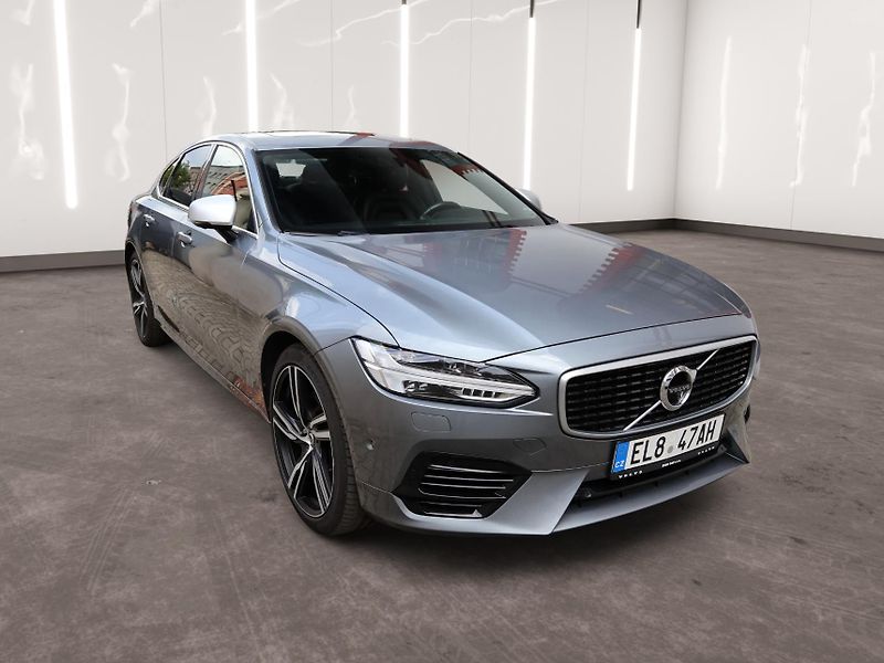 Volvo S90 (2018) T8 R-Design - fotka 5 z 26