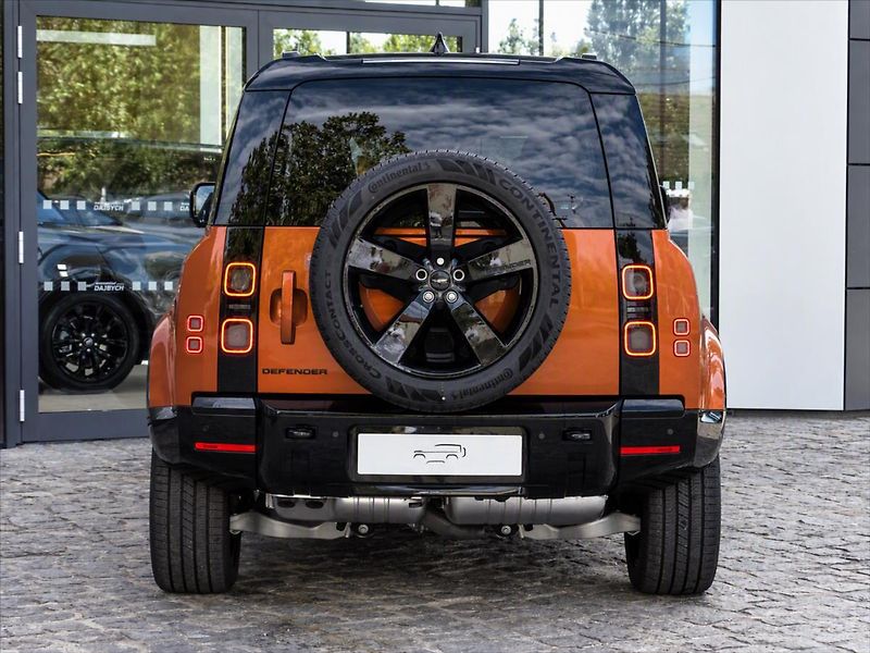 Land Rover Defender (2026) 110 D250 X-DYNAMIC HSE - fotka 4 z 30