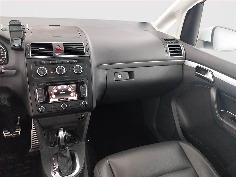 Volkswagen Touran (2014) Comfortline 2.0 TDI, 7 míst - fotka 8 z 19