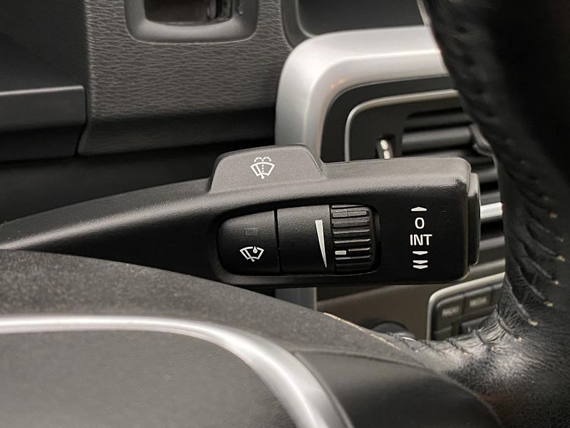 Volvo S60 D3 SUMMUM AUT  - fotka 22 z 46