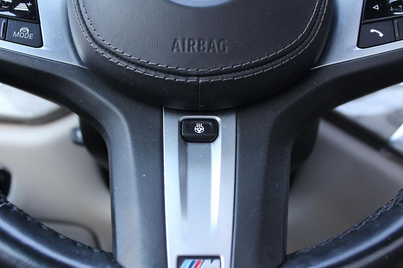 BMW X5 M50d - fotka 15 z 27