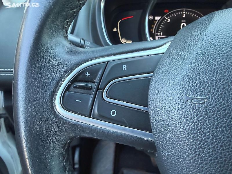Renault Scénic 1.7dCi koupeno v CZ 1.majitel - fotka 21 z 33