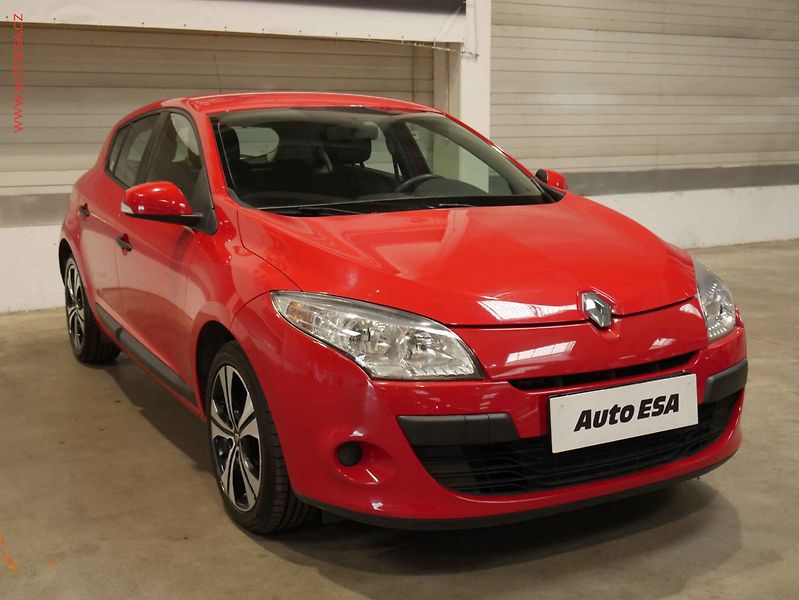 Renault Mégane (2009) 1.6i, 2.maj,ČR, AC, tažné - fotografie inzerátu