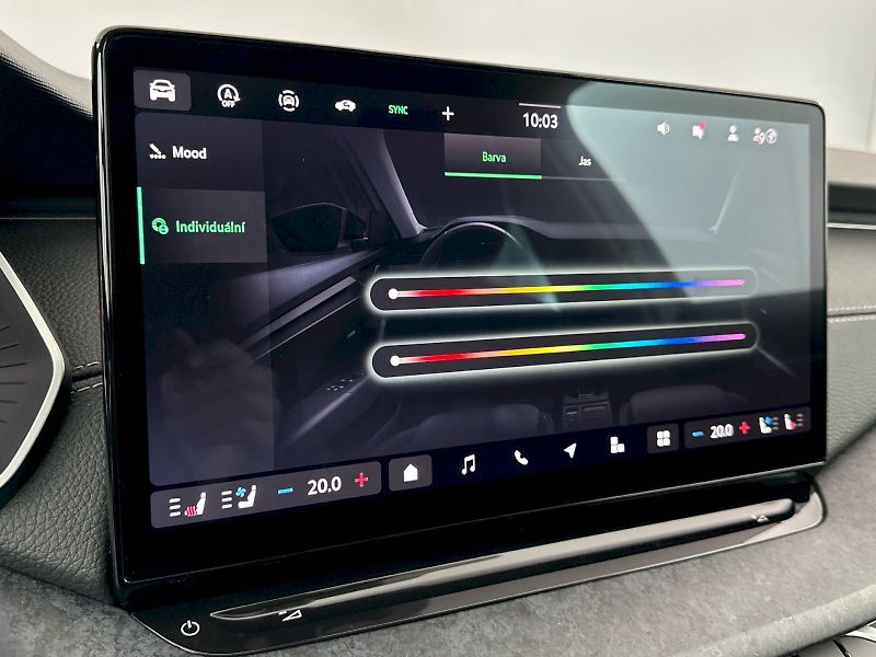 Škoda Octavia (2025) 1.5TSI 110kW Exclusive Selecti - fotka 19 z 33