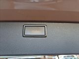 Volkswagen Multivan 2,0 TDi HIGHLINE 4MOTION - náhled 12