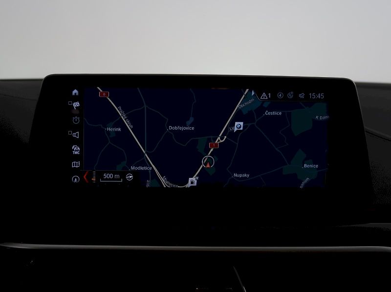 BMW Řada 5 (2018) LUXURY LINE 540d xDRIVE TAŽNÉ - fotka 24 z 38