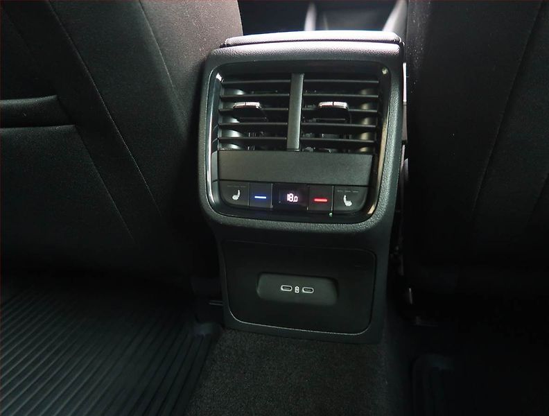 Škoda Octavia (2023) 2.0 TDI - fotka 25 z 26