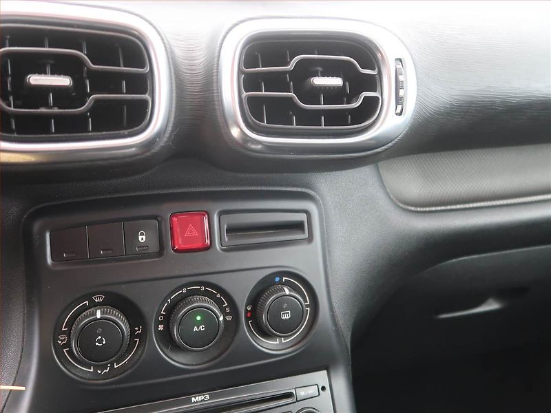 Citroën C3 Picasso (2009) 1.4 i, po STK, jezdí dobře - fotka 12 z 12