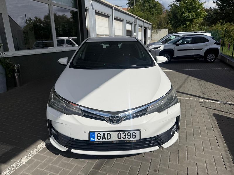 Toyota Corolla 1,4 D-4D Active Trend+ - fotka 2 z 10