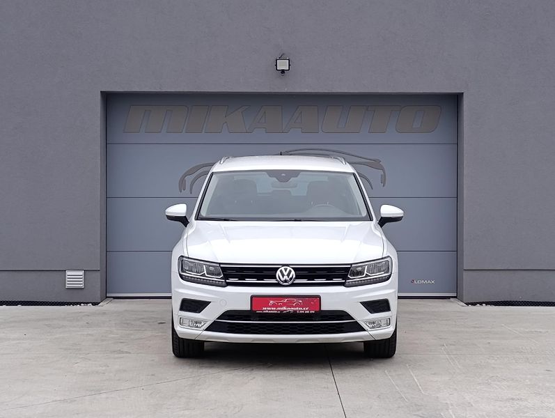 Volkswagen Tiguan 2.0TDI DSG 4M HIGHLINE ČR - fotka 2 z 35