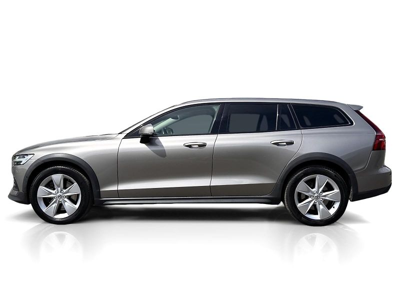 Volvo V60 CrossCountry D4 AWD // 4x4 - fotka 2 z 43