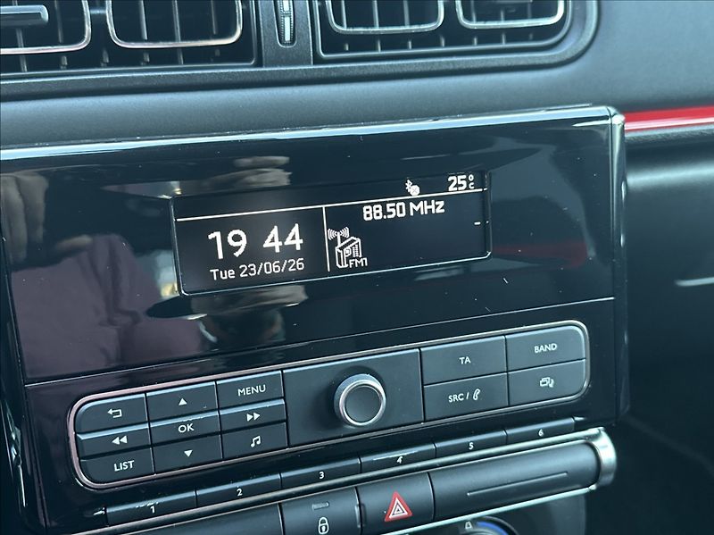 Citroën C3 1,2 82PS  Feel Komfort - fotka 33 z 52