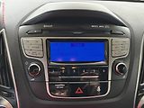 Hyundai ix35 (2011) 2.0CRDi 4x4, ČR, Xenon, AC - náhled 11