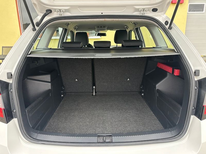 Škoda Fabia 1.4 TDi 1MAJ/ČR/DPH/Tempomat - fotka 14 z 36