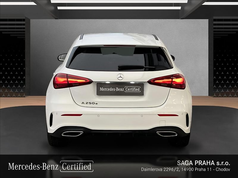 Mercedes-Benz Třídy A 250e s hybridní technologií EQ - fotka 4 z 22