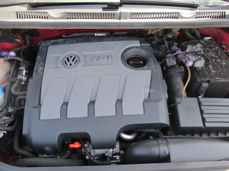 Volkswagen Golf Plus (2009) 1,6 TDi - fotka 12 z 12