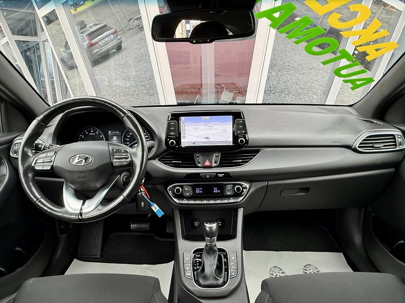 Hyundai i30 1,4 T-GDI DCT Style Automat ČR - fotka 23 z 42