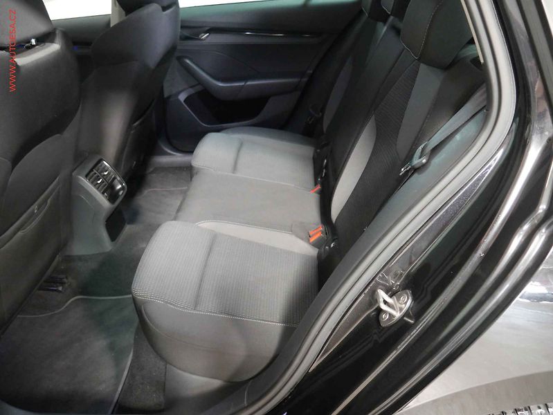 Škoda Octavia (2020) 2.0 TDI, Ambition, DSG, navi - fotka 10 z 21