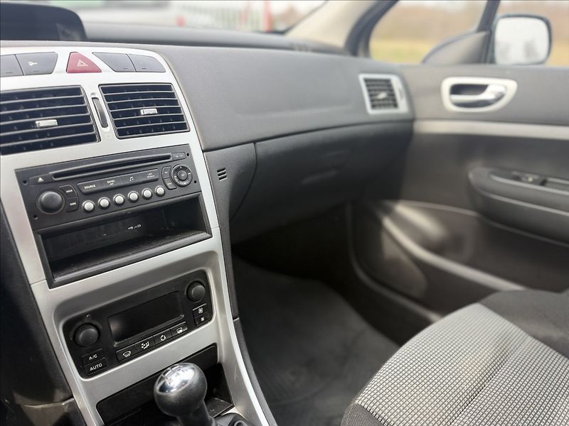 Peugeot 307 1,6 HDI DIGIKLIMA - fotka 11 z 22