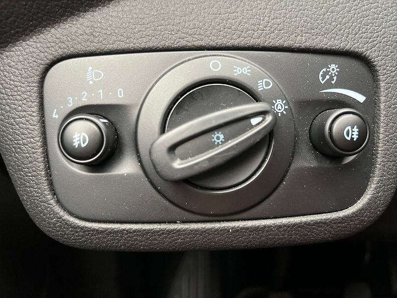Ford Kuga 2.0 TDCi Titanium Cebia - fotka 25 z 50