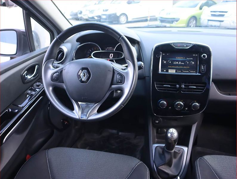 Renault Clio (2014) 1.2 16V, Serv.kniha, Navi - fotka 7 z 18