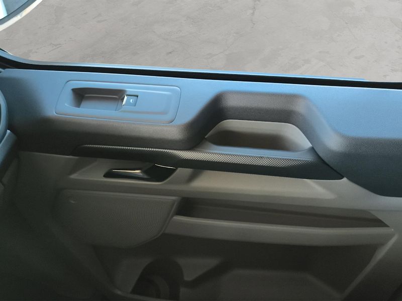 Ford Transit Custom (2026) kombi 2.0 EcoBlue TDI L2 Limit - fotka 16 z 20