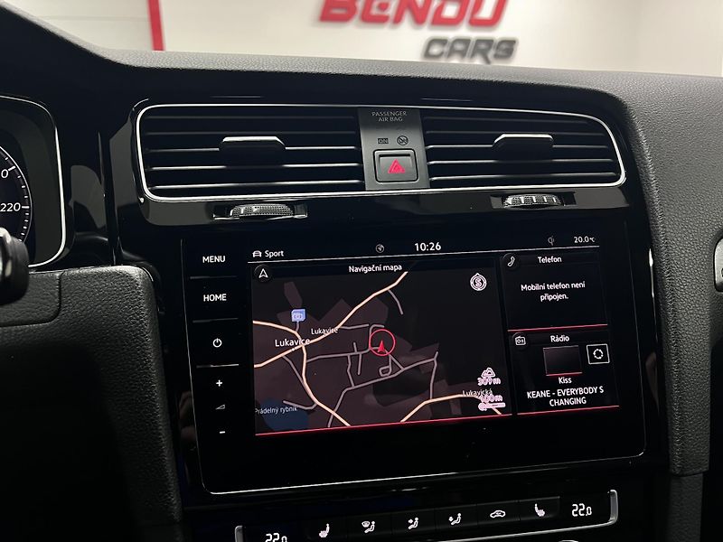 Volkswagen Golf GTI TCR, 2.0 TSI 213 kW - fotka 39 z 46