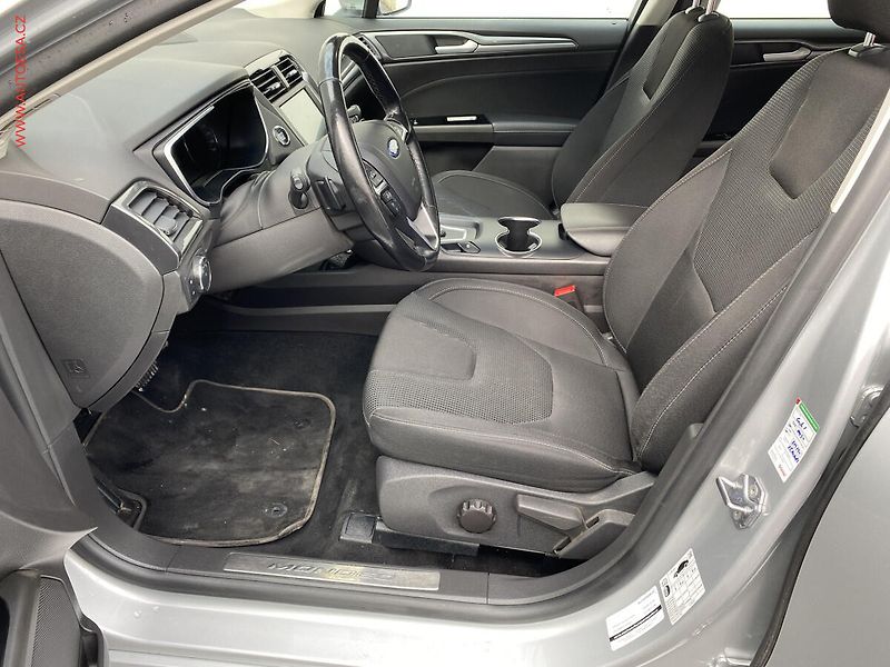 Ford Mondeo (2021) 2.0 TDCi AWD, ČR, Titanium - fotka 9 z 18