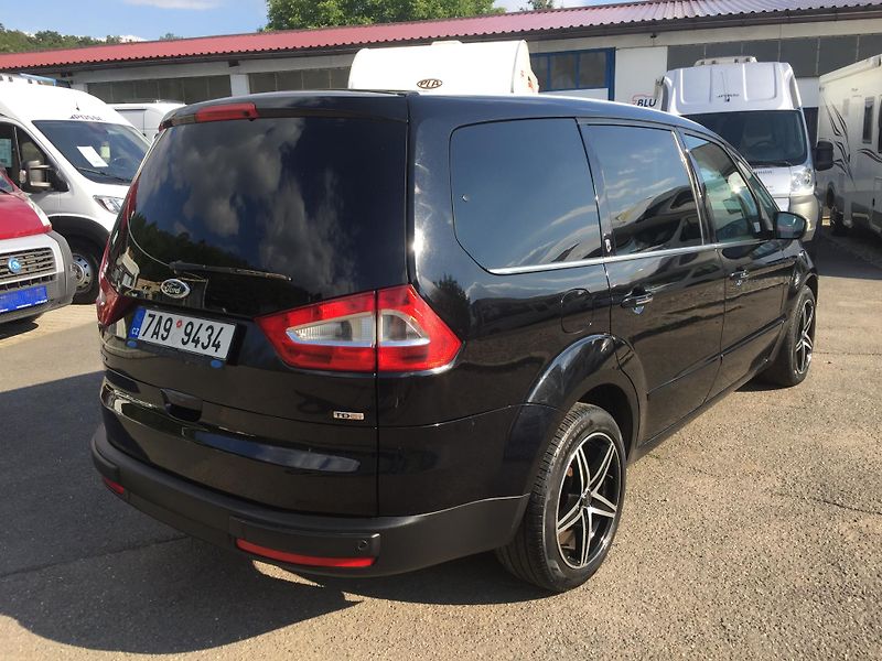 Ford Galaxy (2007) Ghia - 2,0TDCi - fotka 6 z 25