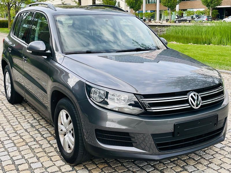 Volkswagen Tiguan 1.4TSI MANUÁL SENZORY TAŽNÉ - fotka 8 z 47