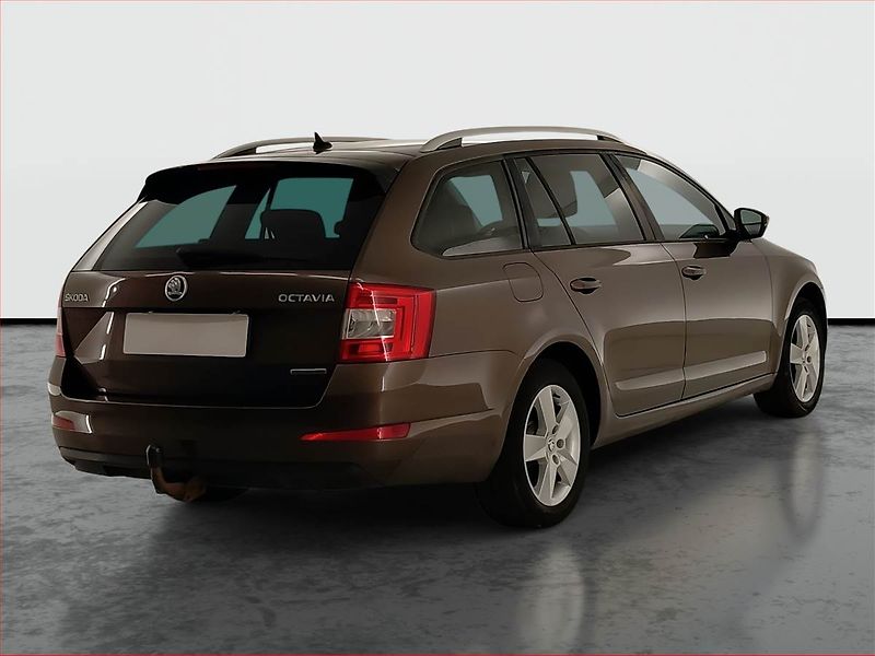 Škoda Octavia (2014) Greenline 1.6 TDI, Serv.kniha - fotka 5 z 19