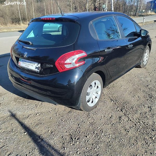 Peugeot 208 KRÁSNÝ,60TKM,1MAJ54L,SERVISKA - fotka 3 z 22