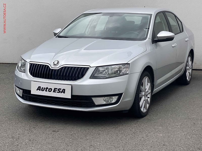 Škoda Octavia (2016) 1.6TDi, 1.maj,ČR, Ambition - fotka 3 z 17