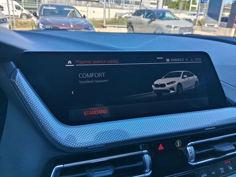 BMW Řada 2 GRAN COUPE 1.5 218i 100 kW - fotka 22 z 32