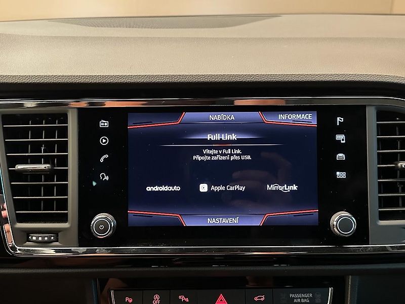Seat Ateca (2020)  1.5 TSI FR 110KW DSG Webasto  - fotka 18 z 26