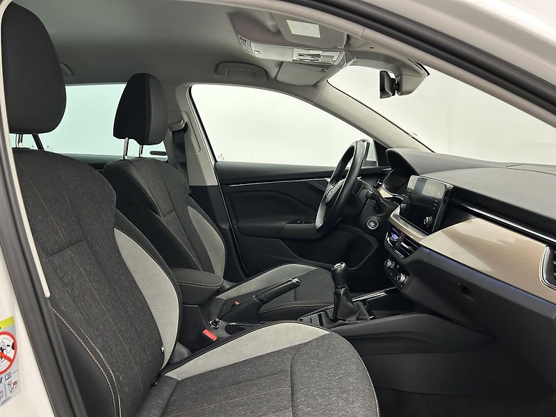 Škoda Scala 1.0 TSI Style - fotka 19 z 24