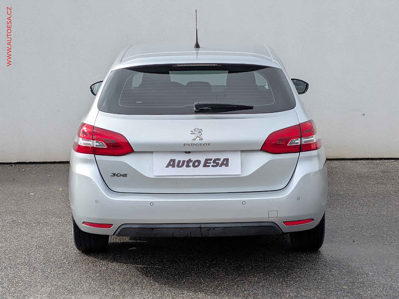 Peugeot 308 (2017) 1.6HDi, 2.maj,ČR, autoAC - fotka 5 z 14