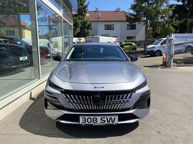 Peugeot 308 (2026) SW ALLURE Hybrid 145 e-DCS6 - fotka 2 z 21