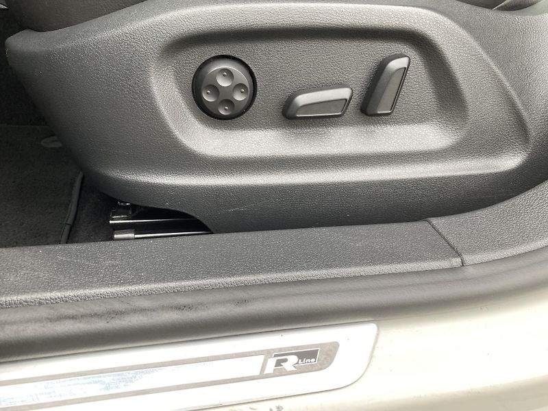 Volkswagen Tiguan (2013) 2.0TDI R-line - fotka 37 z 37