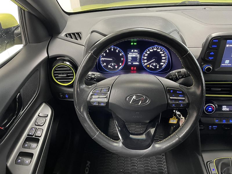 Hyundai Kona 1.0 T-GDi ČR 1.MAJ.REZERVACE  - fotka 23 z 24